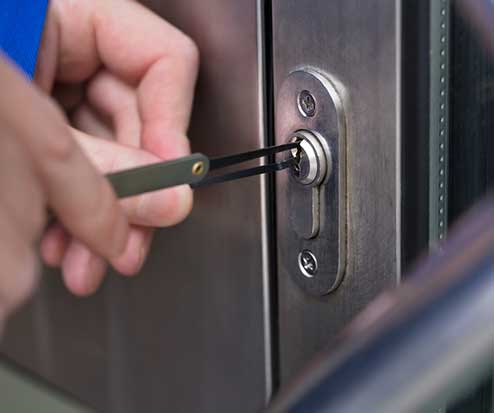 Lock installation service in Charleston